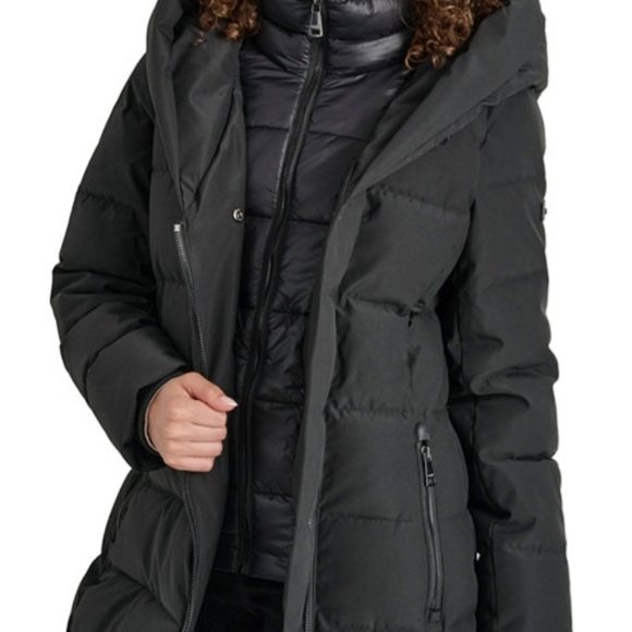 Black Knee Length Puffer Coat with Hood and Quilted Design - Picture 2 of 6